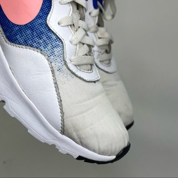 Nike Women's Shoes Runner 882267-100 White and Blue Running Trainers Size 7.5 - Picture 8 of 13